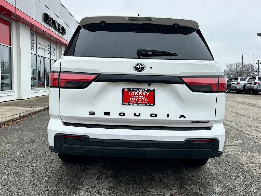 Toyota Sequoia 2025