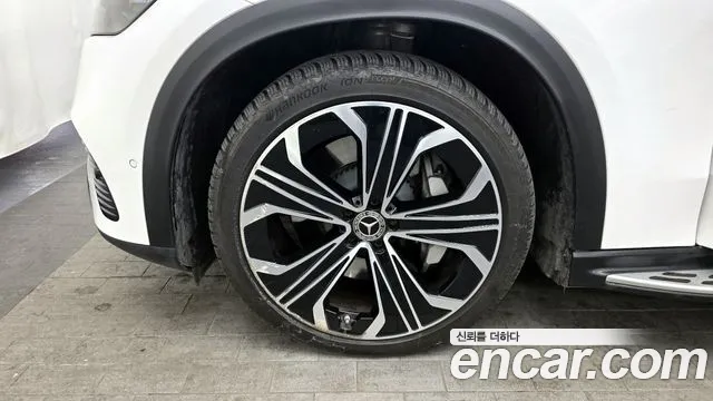 Mercedes-Benz EQE 2023