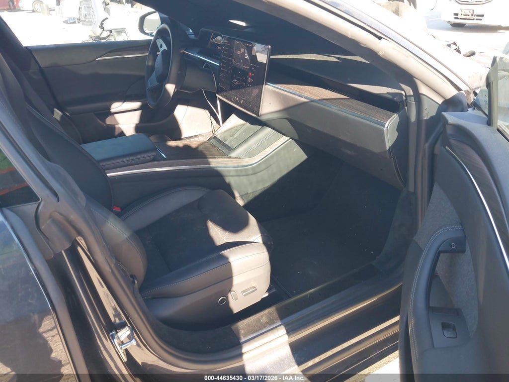 Tesla Model S 2024