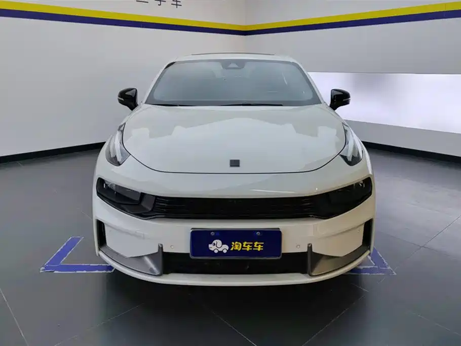 Lynk & Co 03 2021