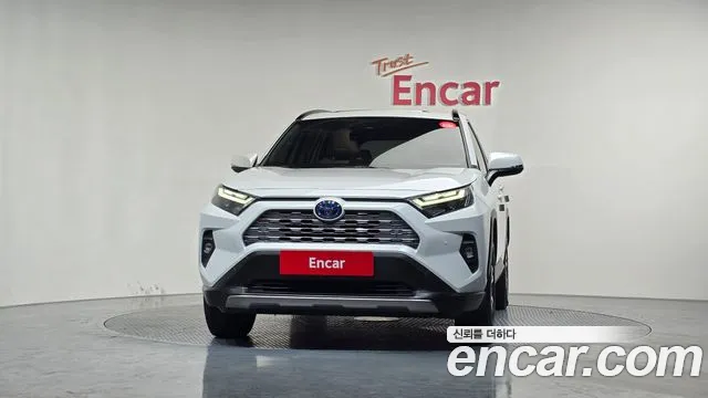Toyota RAV4 2024