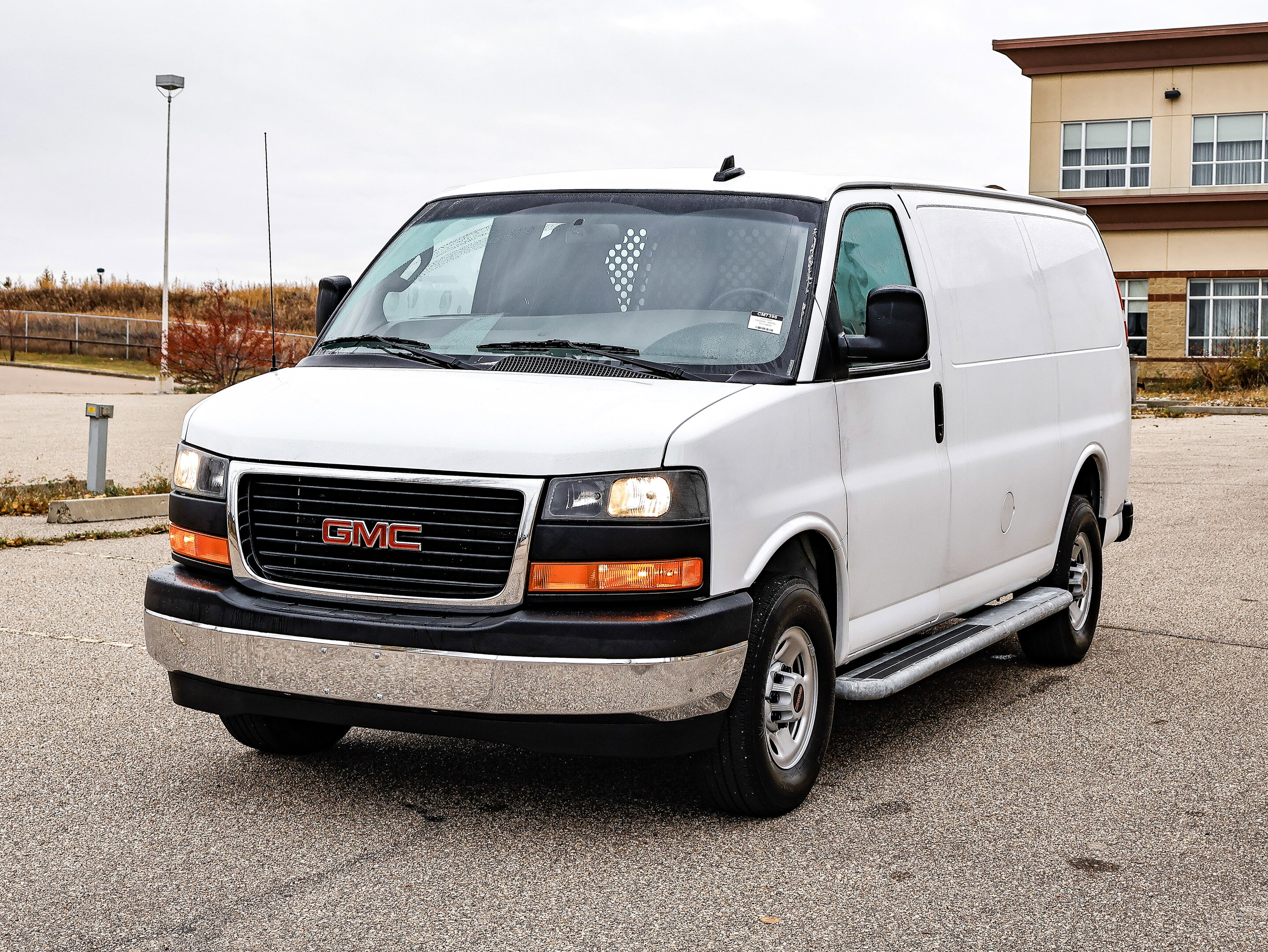 GMC Savana 2023