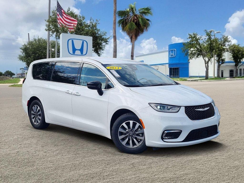 Chrysler Pacifica 2024