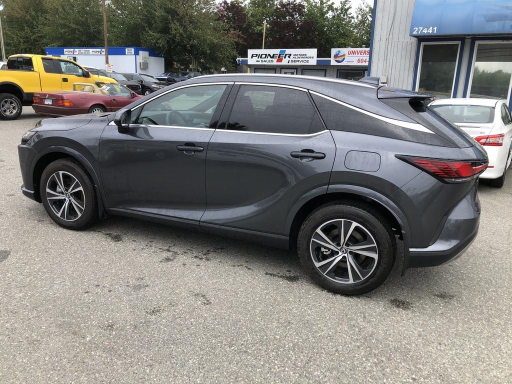Lexus RX 2024