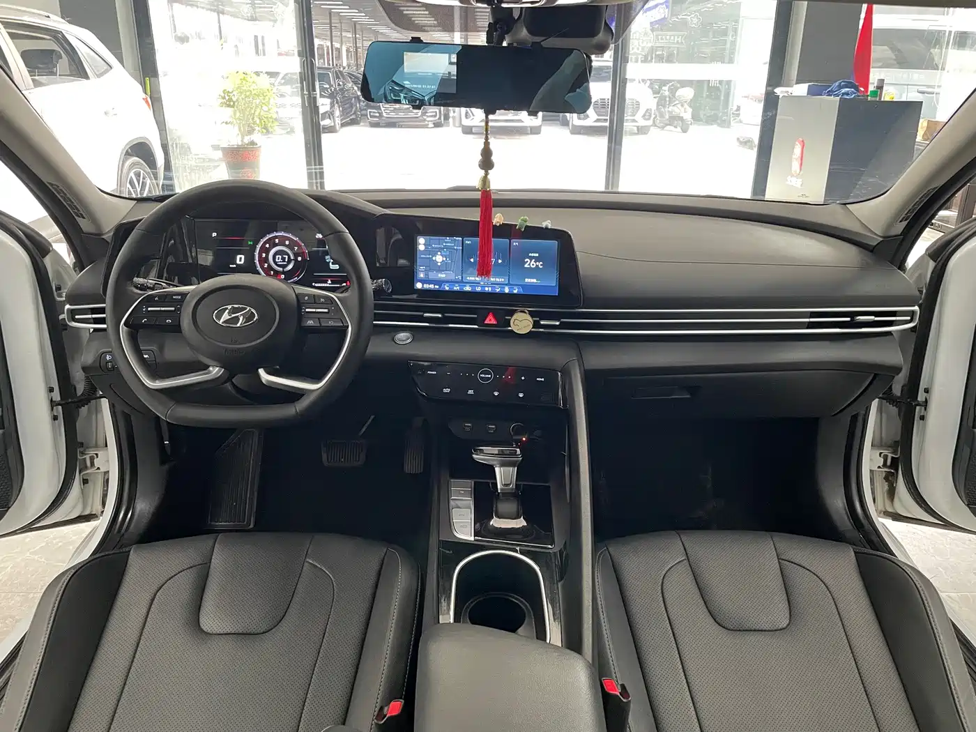 Hyundai Elantra 2023