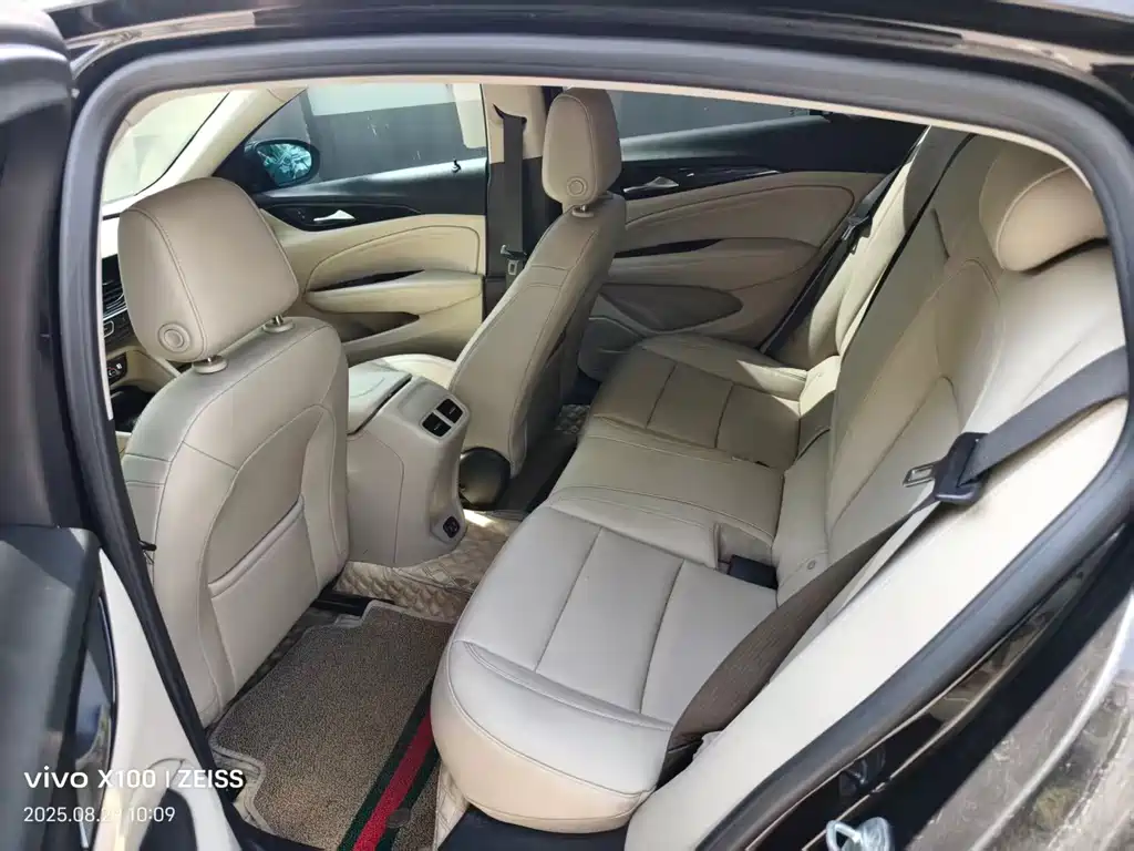 Buick Regal 2021