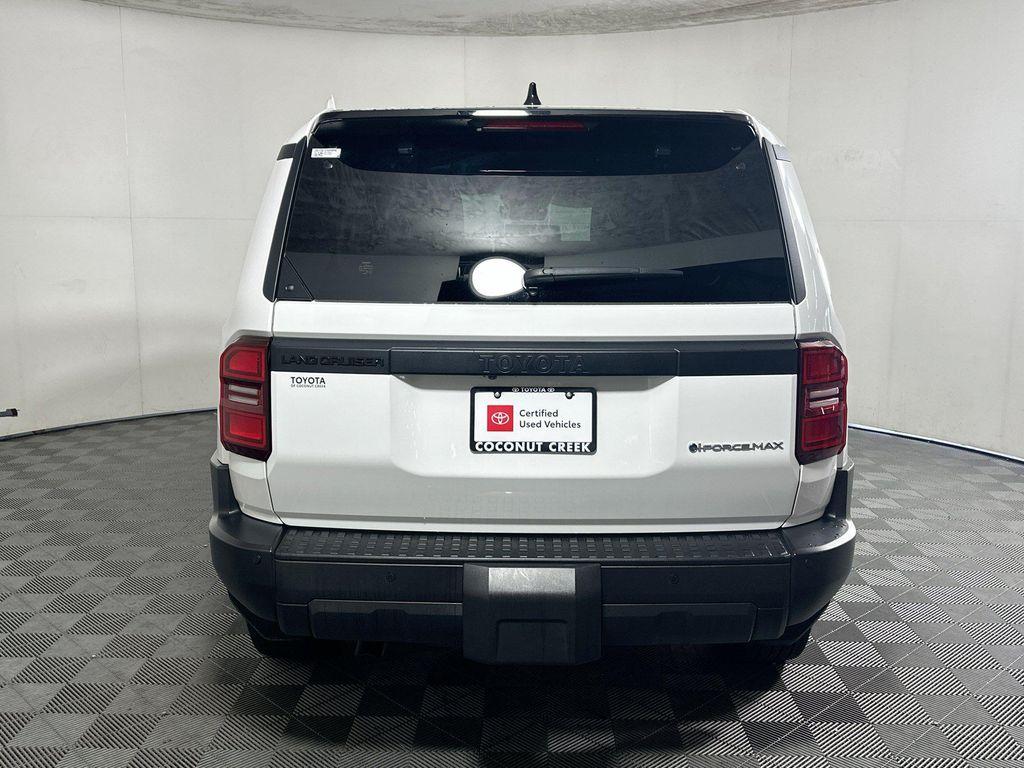 Toyota Land Cruiser 2025