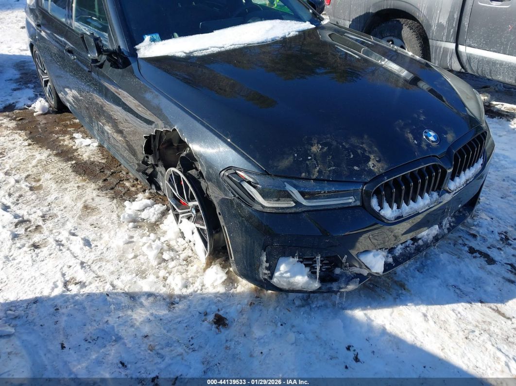 BMW M550 2022