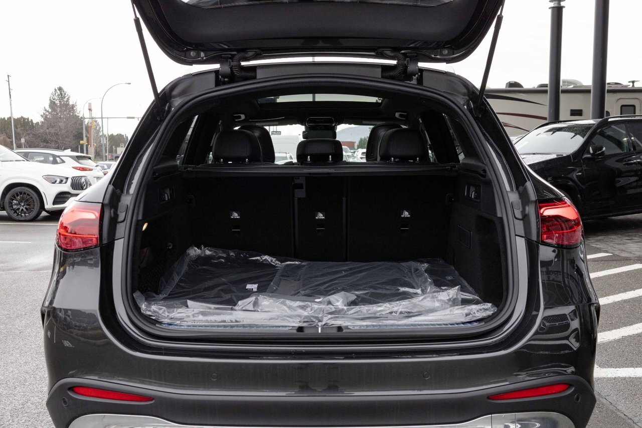 Mercedes-Benz GLC 2025
