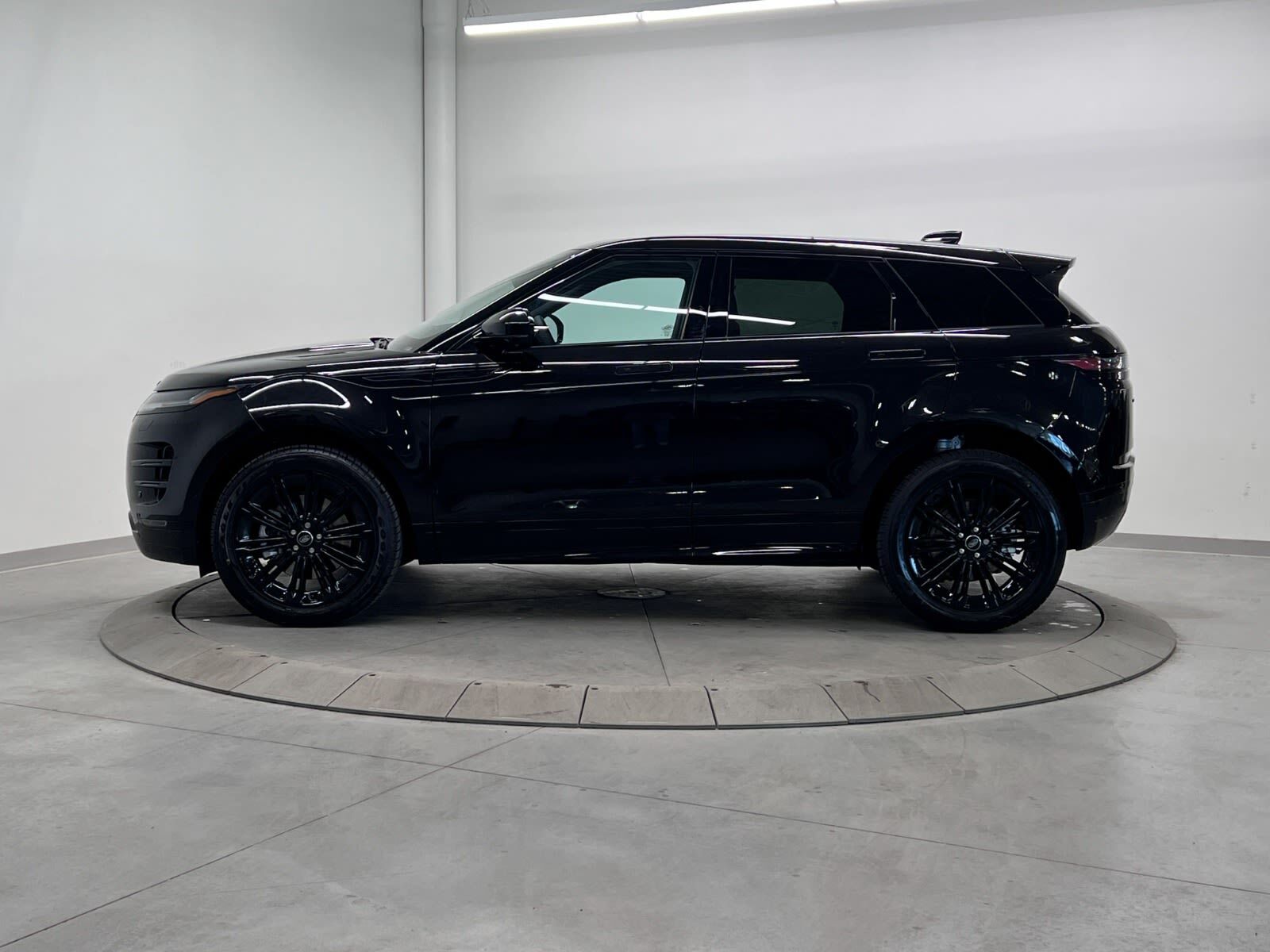 Land Rover Range Rover Evoque 2024