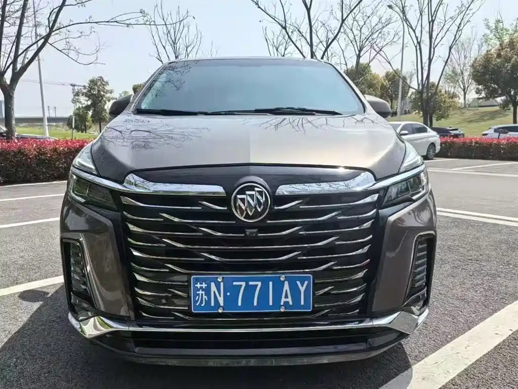 Buick GL8 2025