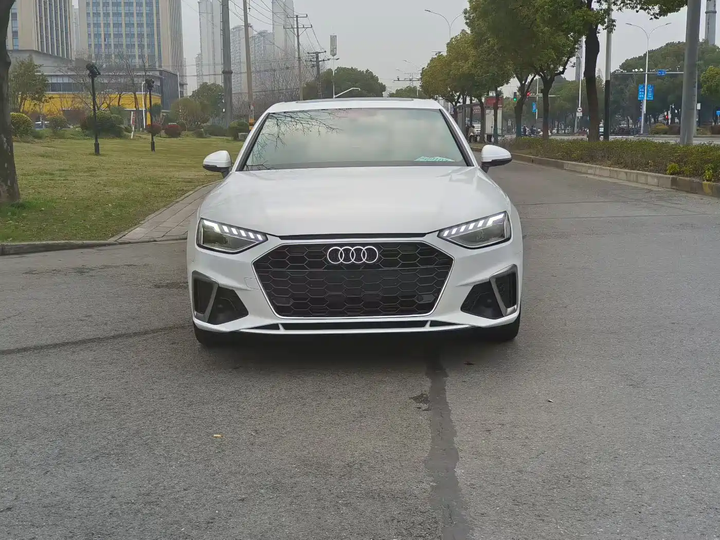 Audi A4 2022