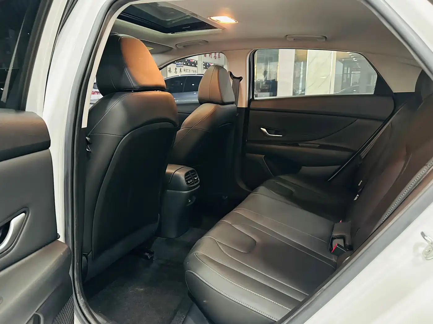 Hyundai Elantra 2022