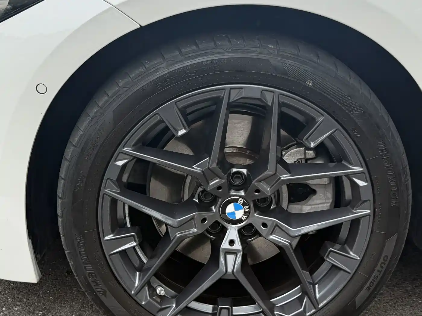 BMW 3 серии 2025