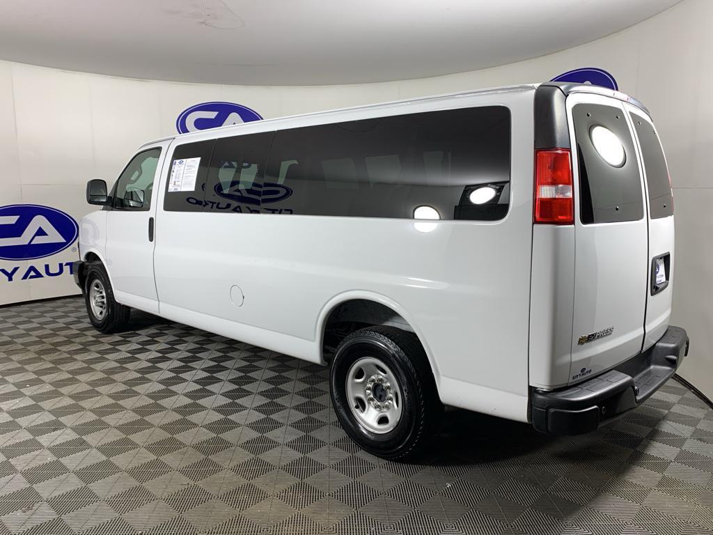 Chevrolet Express 2023