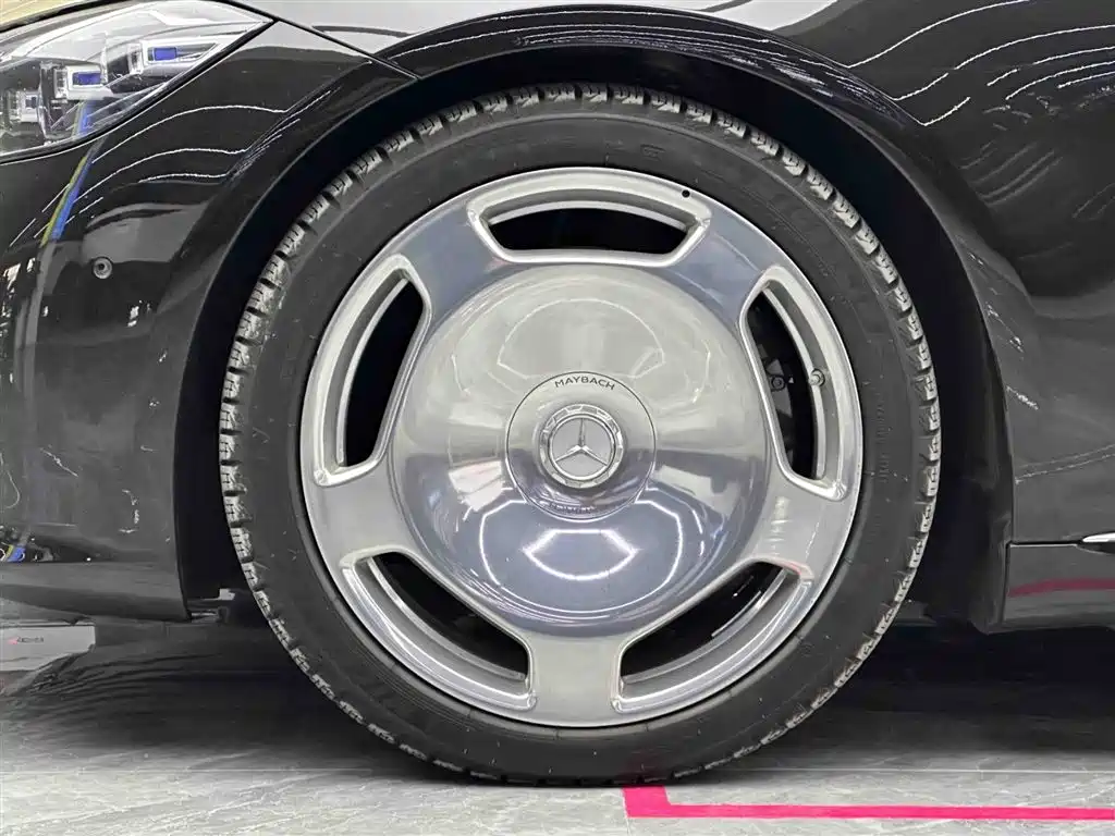 Mercedes-Benz Maybach S-Класс 2022