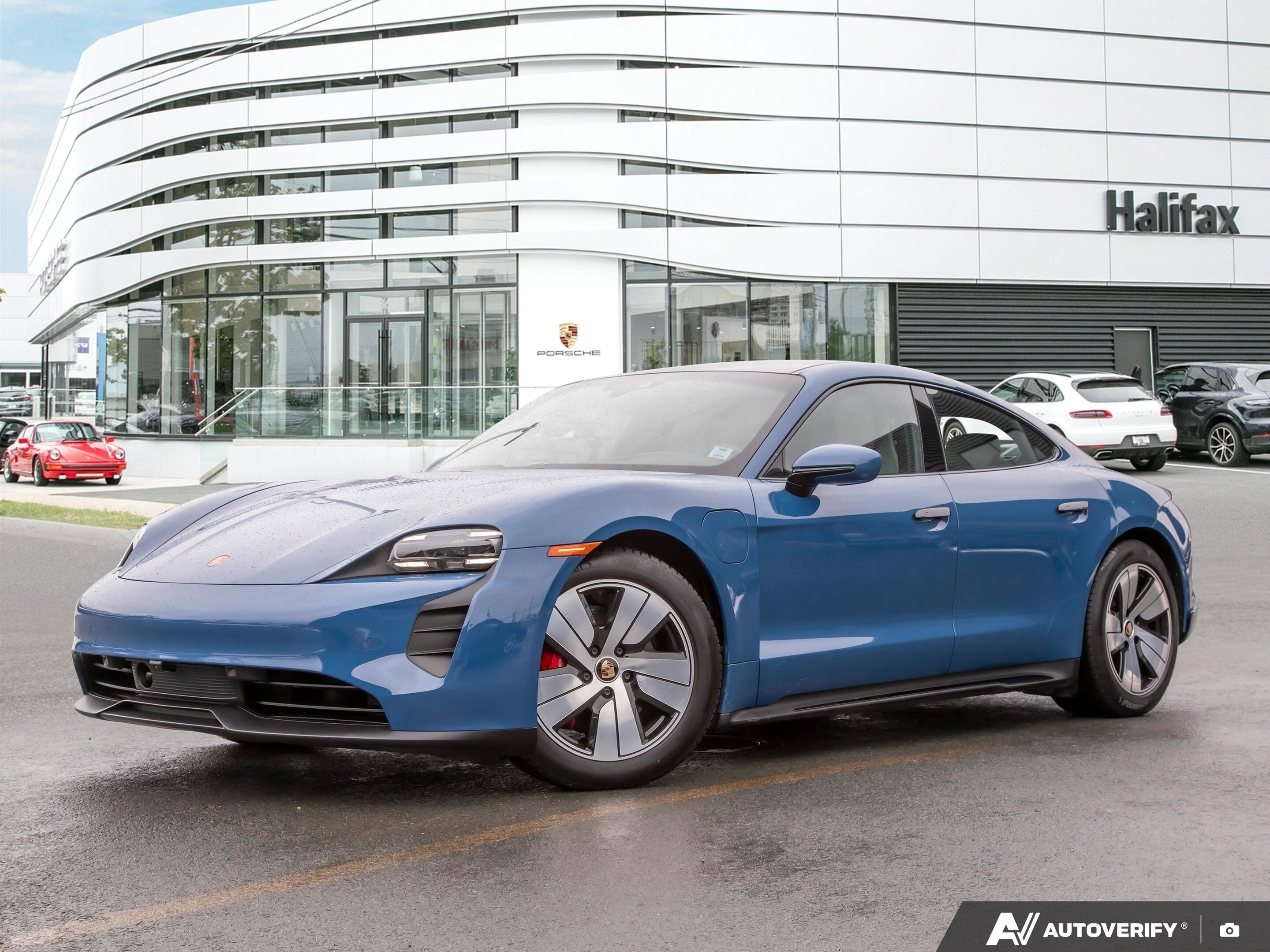 Porsche Taycan 2023