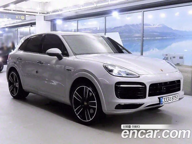 Porsche Cayenne 2022