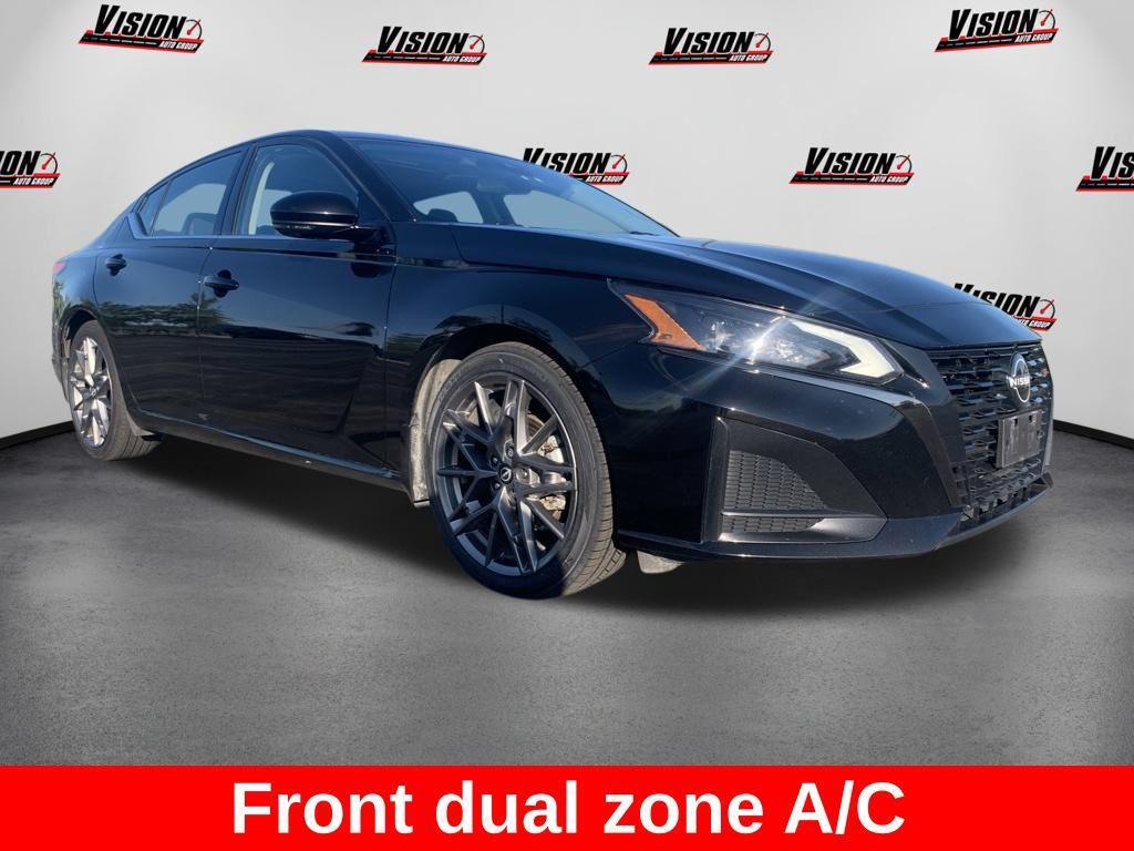 Nissan Altima 2023