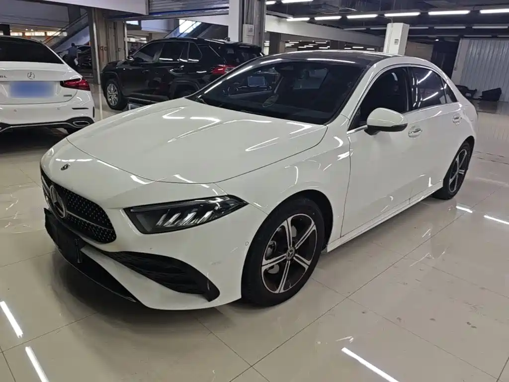 Mercedes-Benz A-Класс 2024