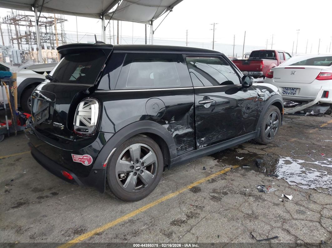 Mini Hardtop 2024
