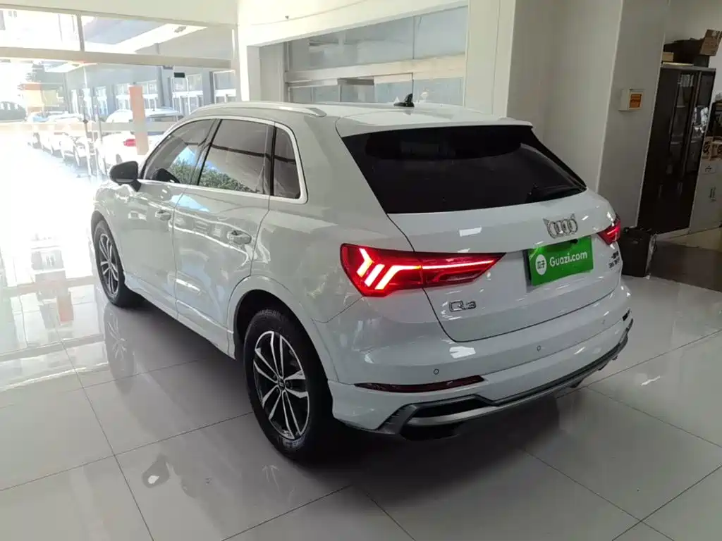 Audi Q3 2021