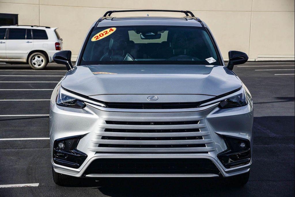 Lexus TX 2024