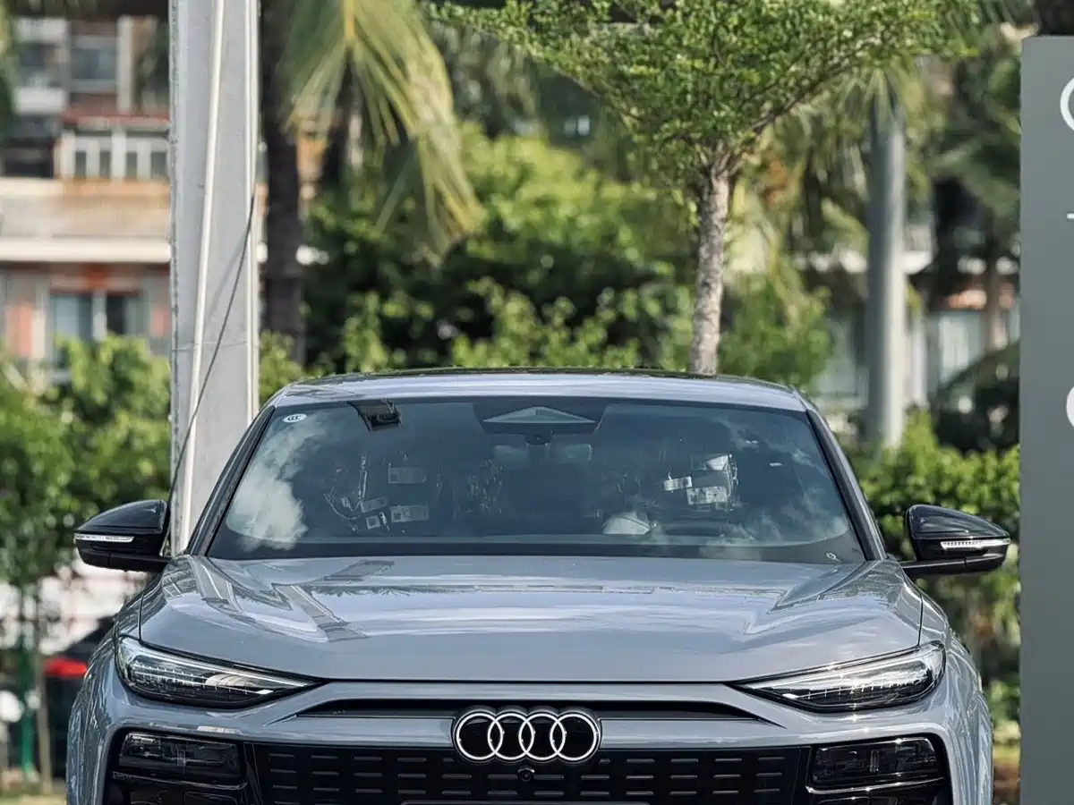 Audi e-tron 2026