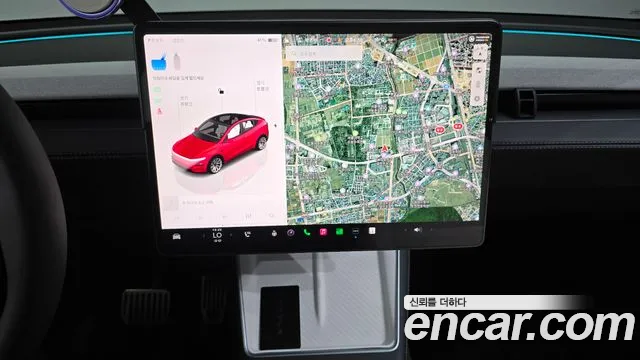 Tesla Model Y 2025