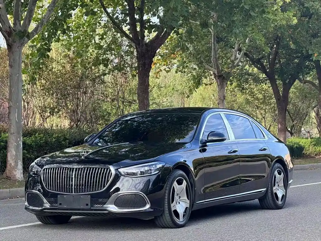 Mercedes-Benz S-Класс 2023