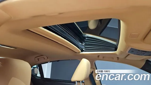 Lexus ES 2024