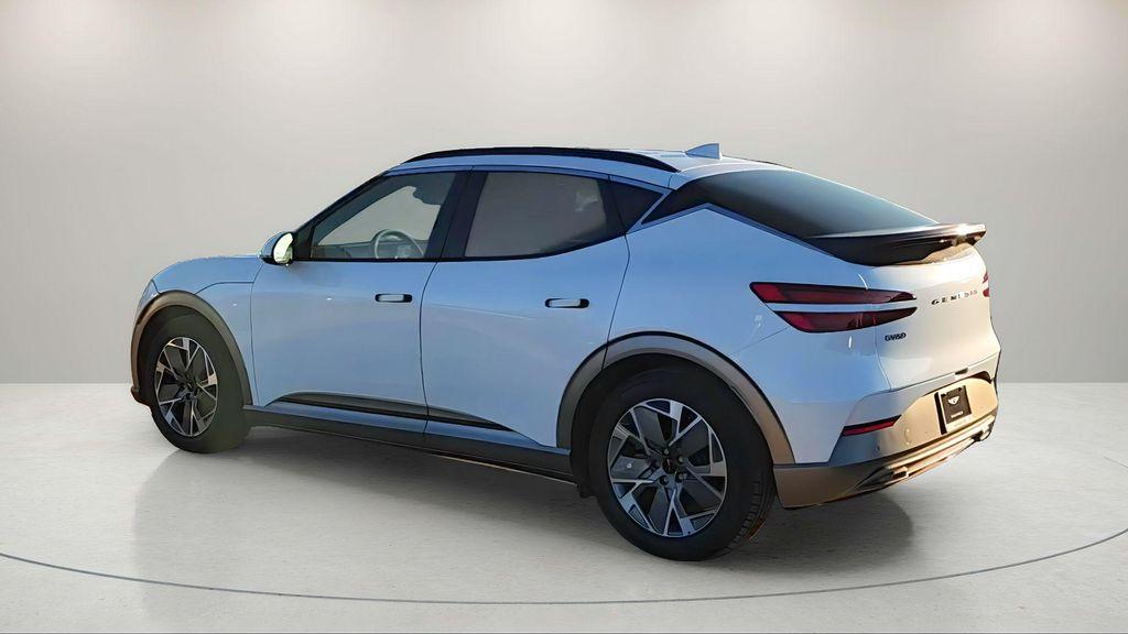 Genesis GV60 2025