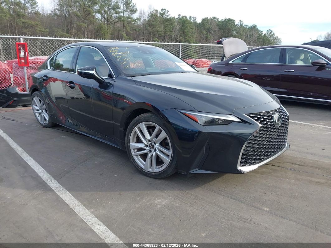 Lexus IS 300 2024