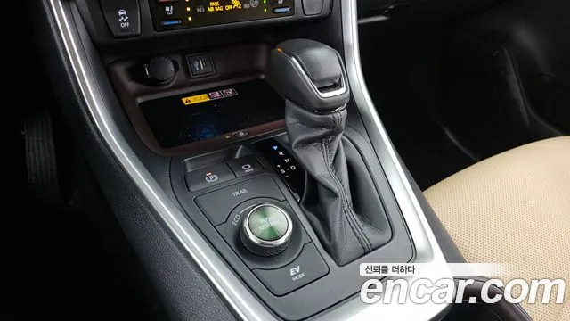 Toyota RAV4 2025