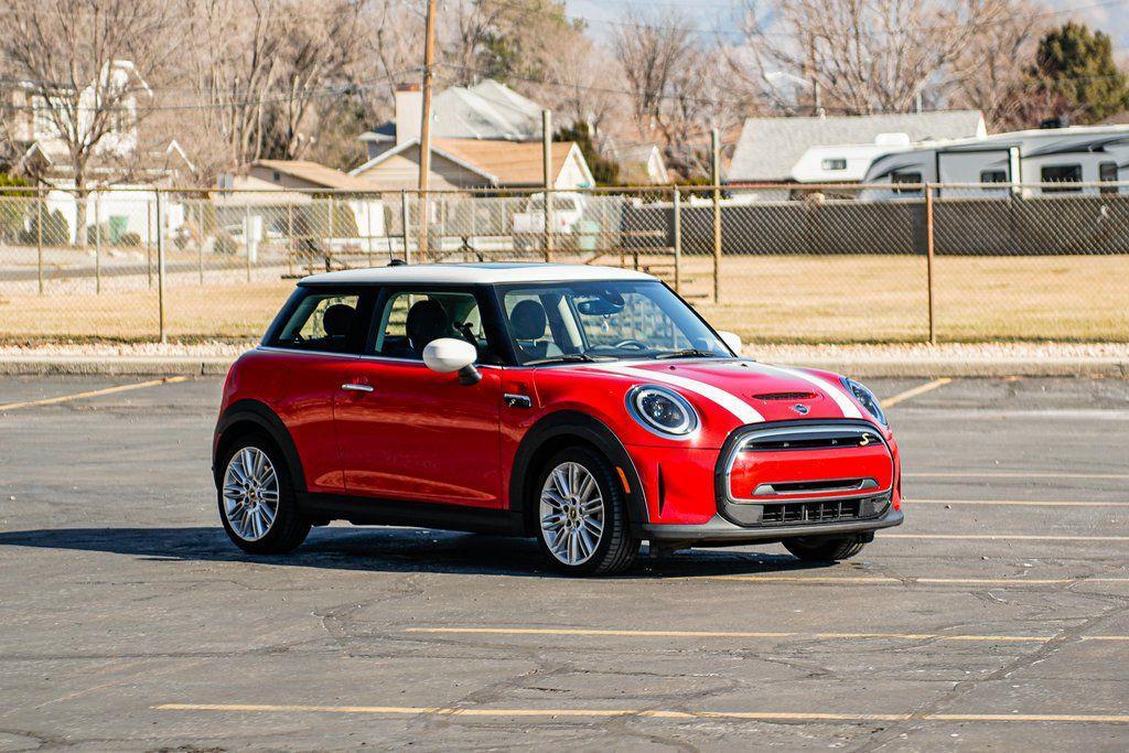 Mini Hardtop 2024