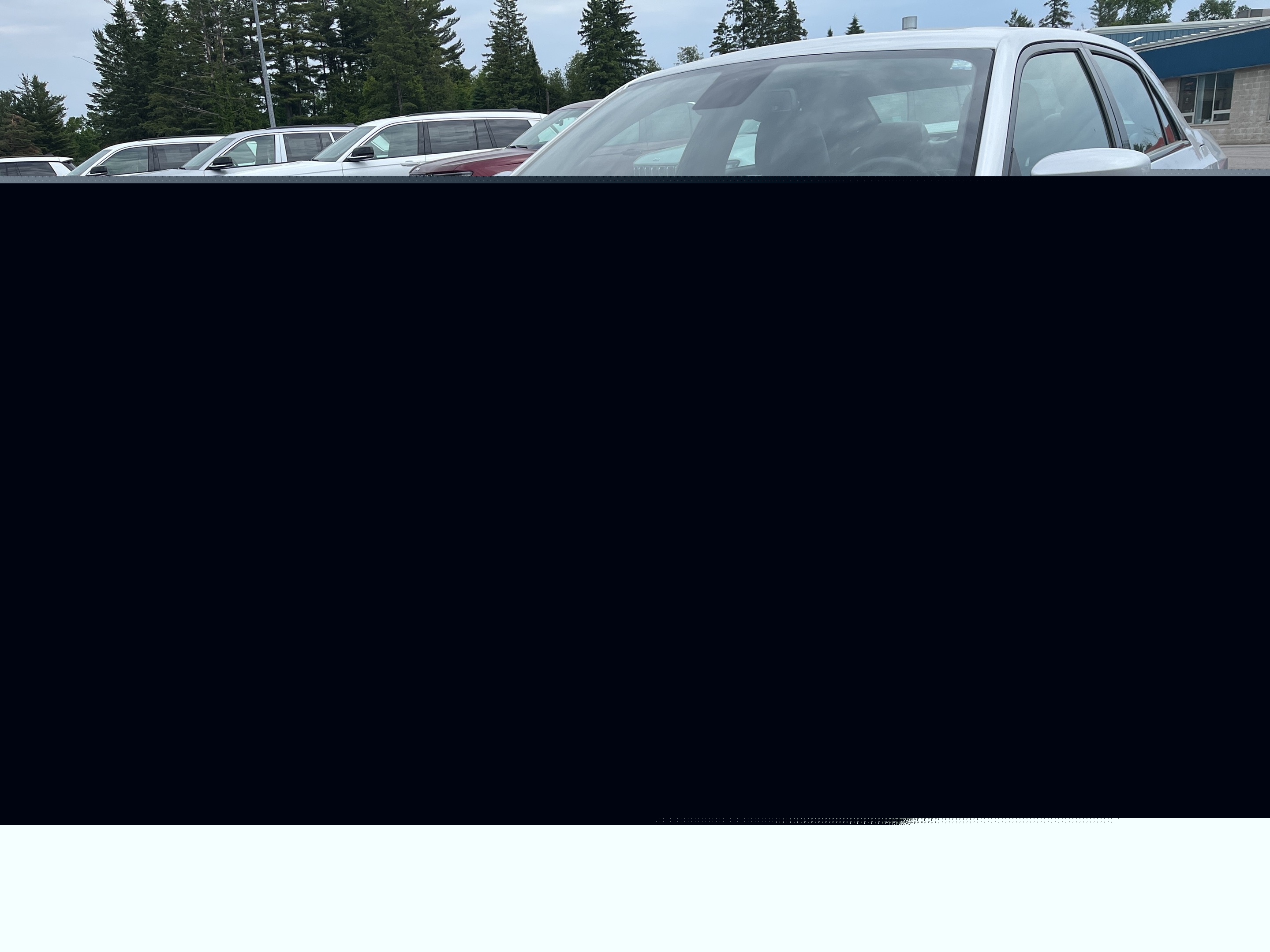 Chrysler 300 2022