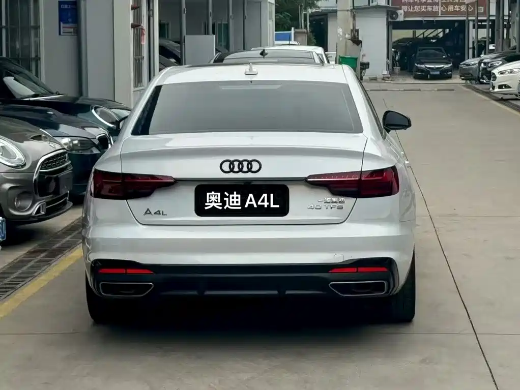 Audi A4 2022