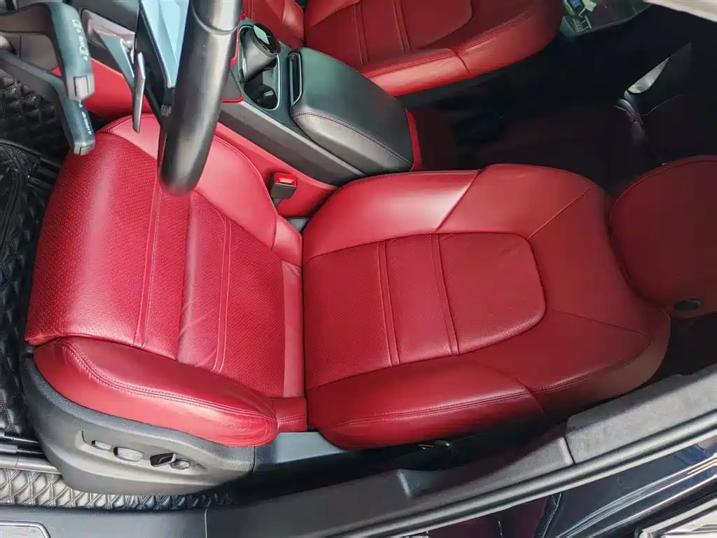 Porsche Cayenne 2022