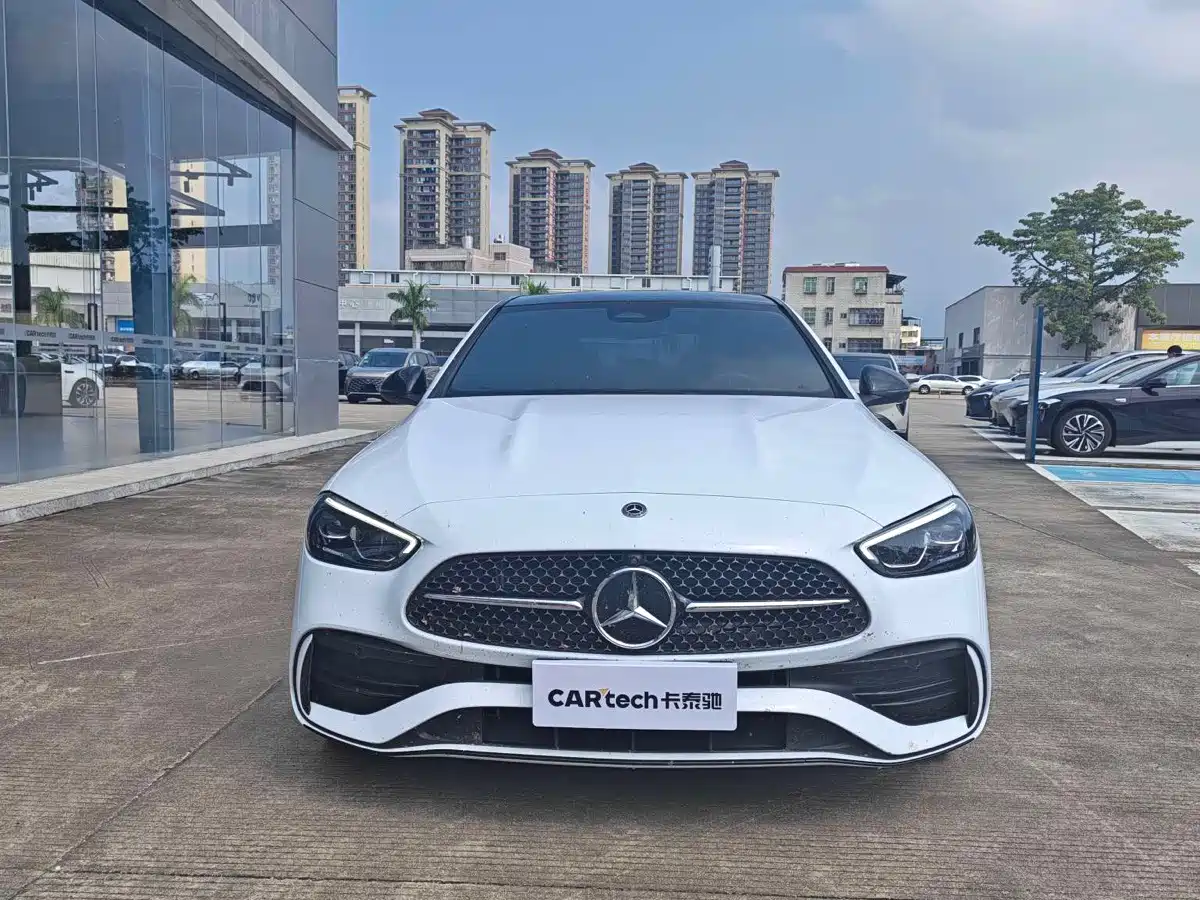 Mercedes-Benz C-Класс 2024
