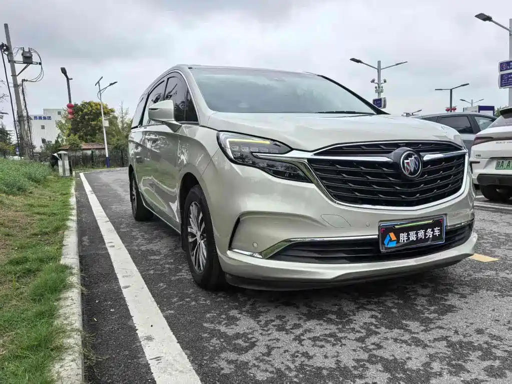 Buick GL8 2022