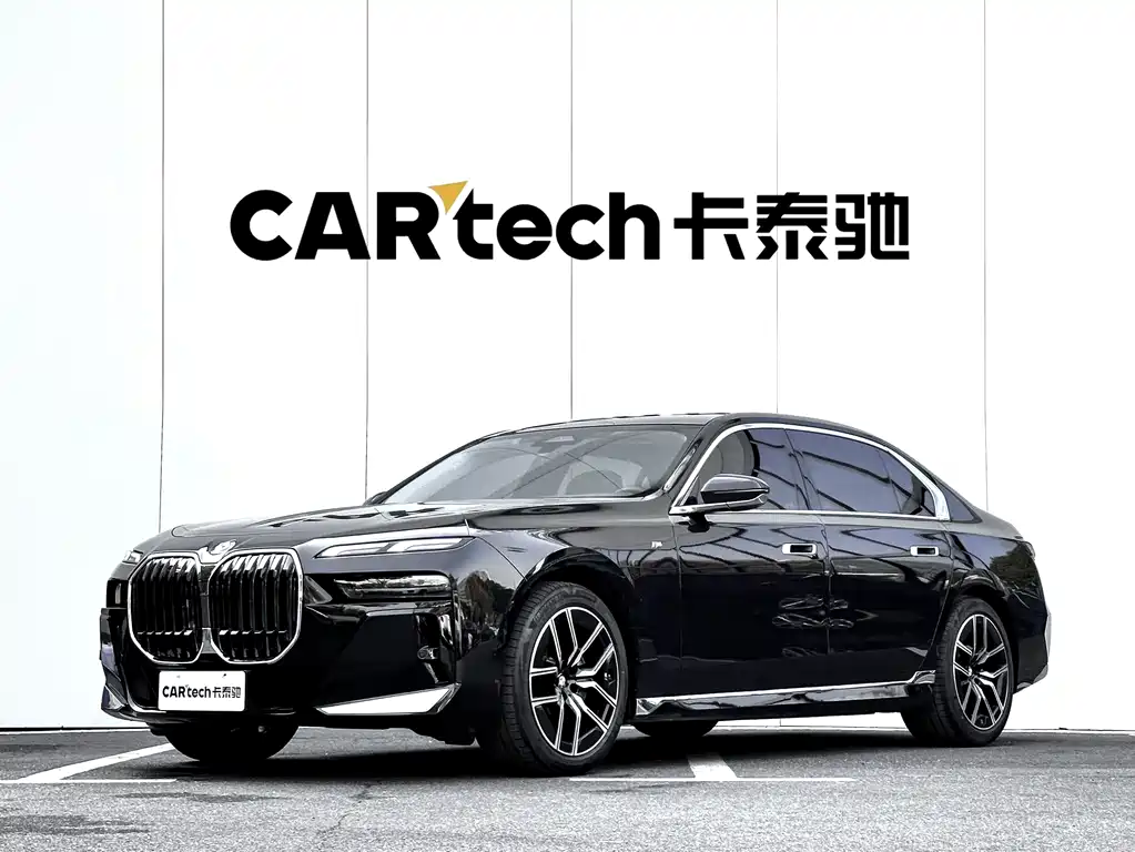 BMW 7 серии 2024