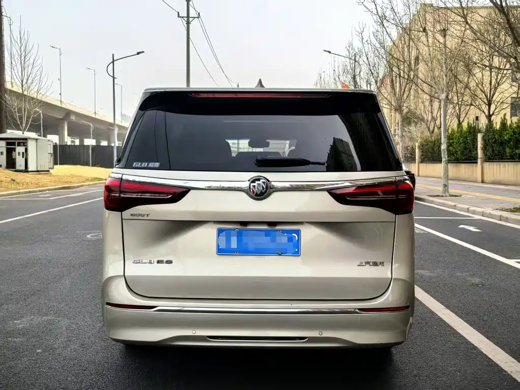 Buick GL8 2021