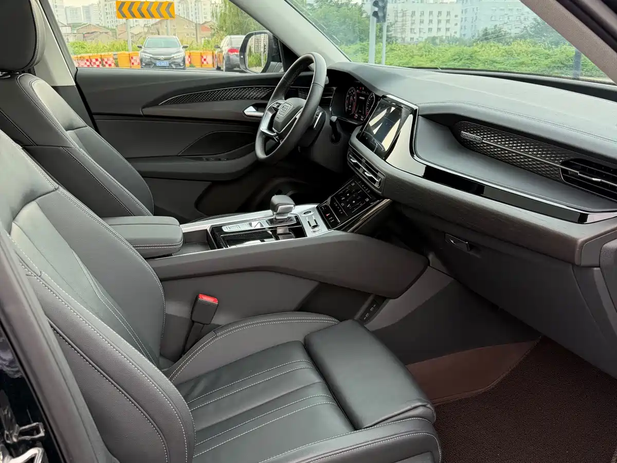 Audi Q6 2025