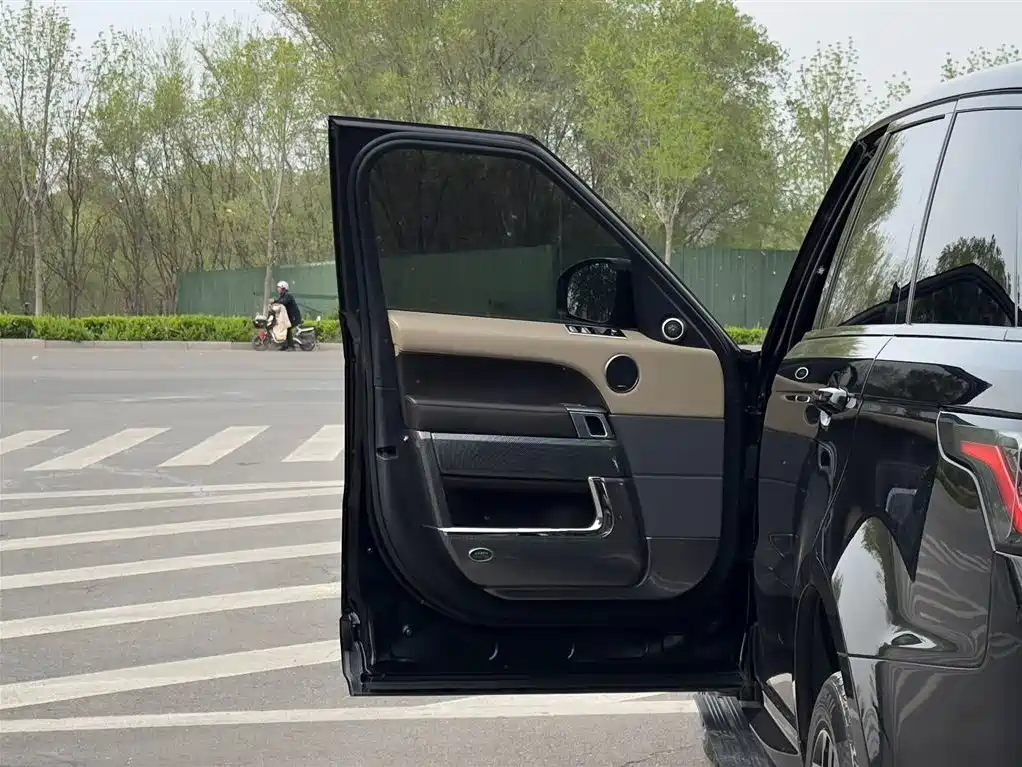Land Rover Range Rover Sport 2021