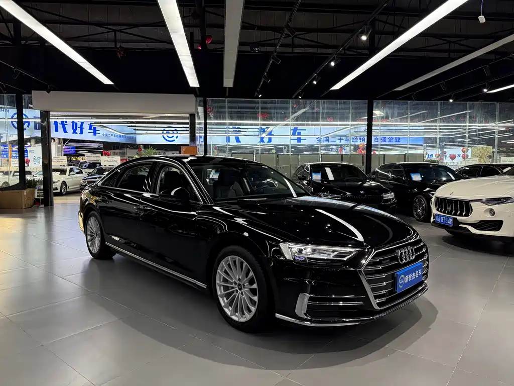 Audi A8 2023