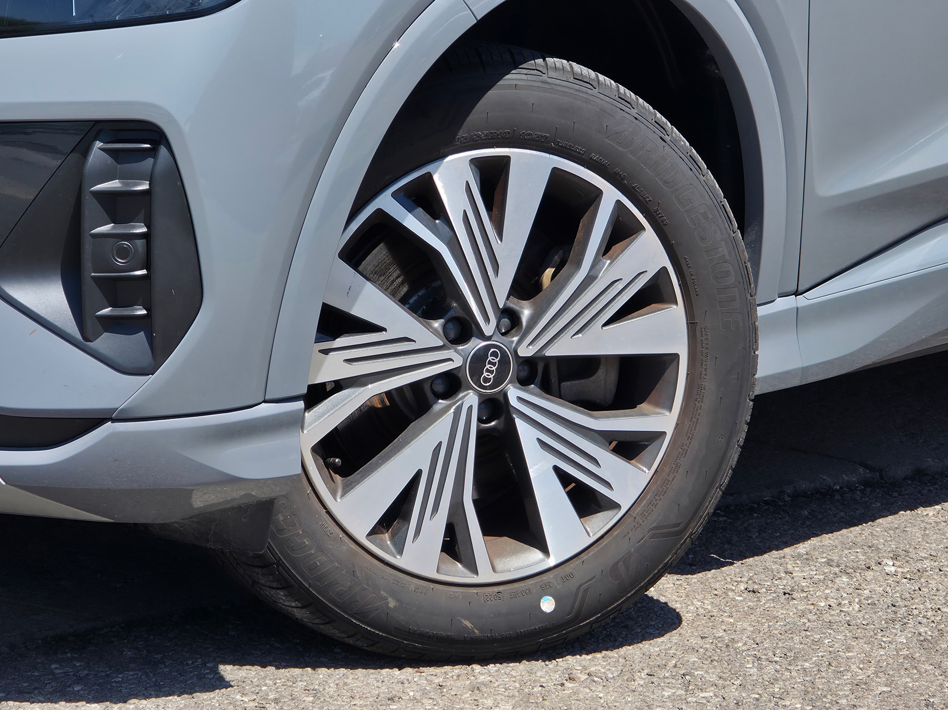 Audi Q4 e-tron 2024