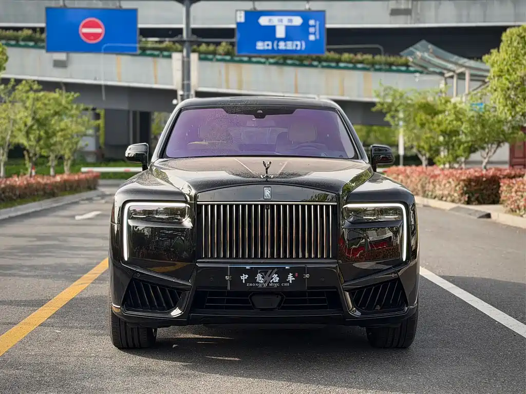 Rolls-Royce Cullinan 2025