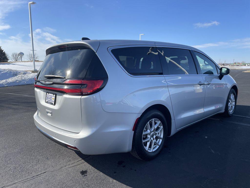 Chrysler Pacifica 2024