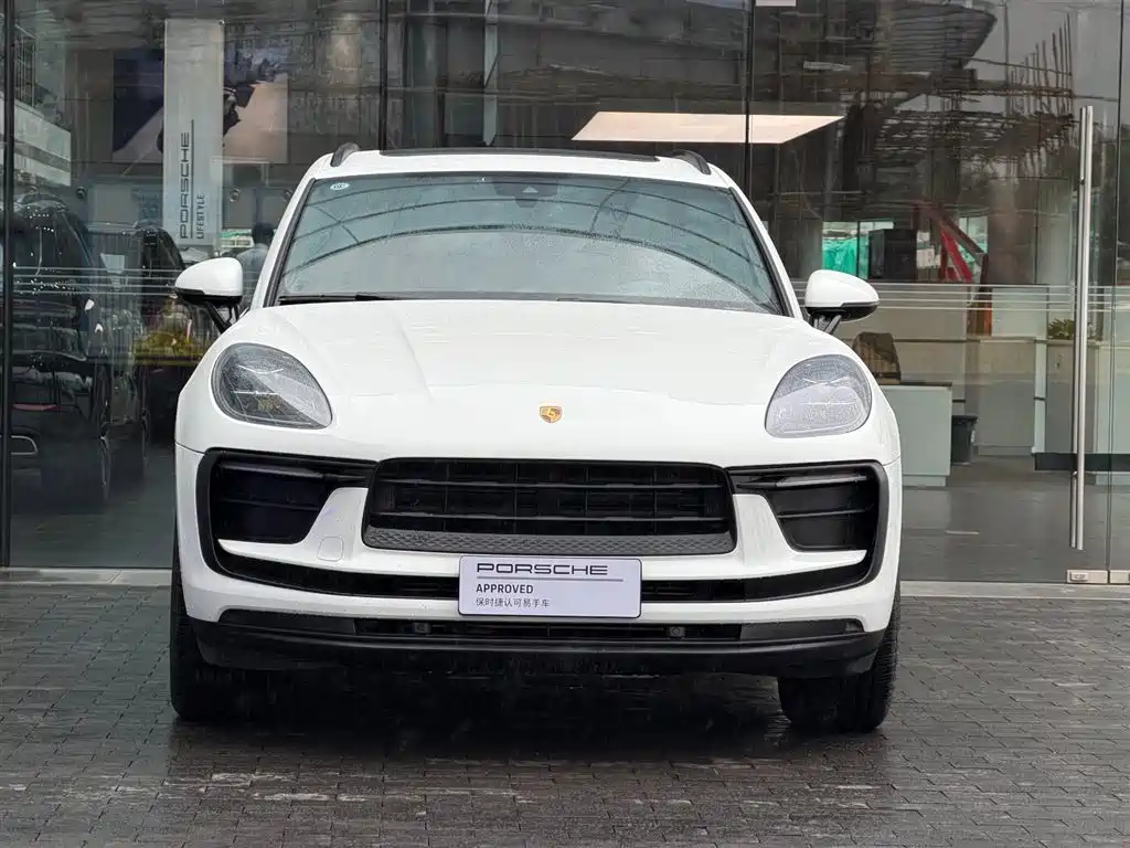 Porsche Macan 2023