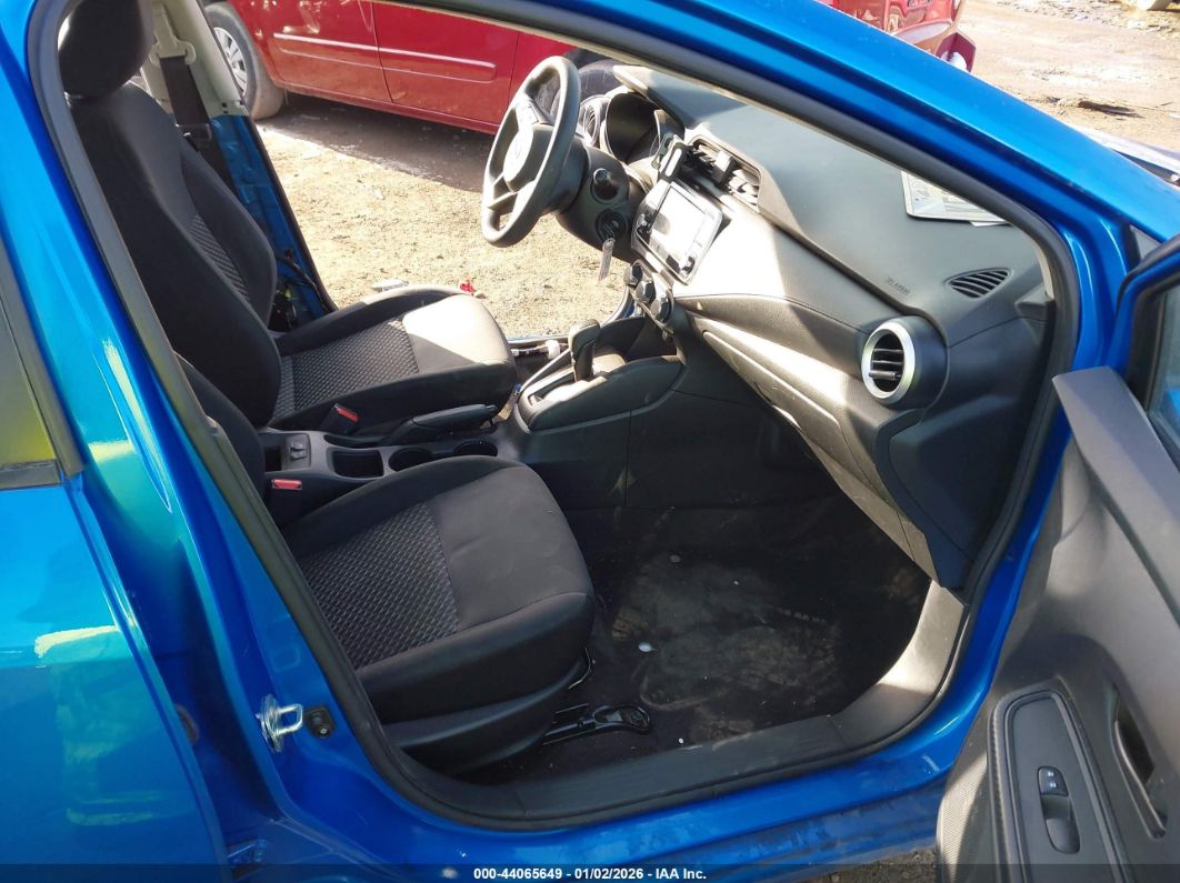 Nissan Versa 2023